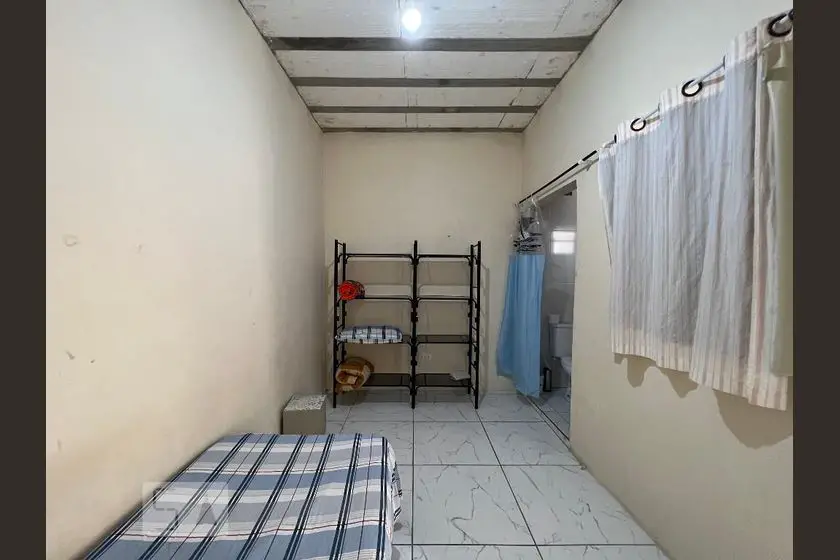 Foto 2 de Casa com 1 Quarto para alugar, 12m² em Barra Funda, São Paulo