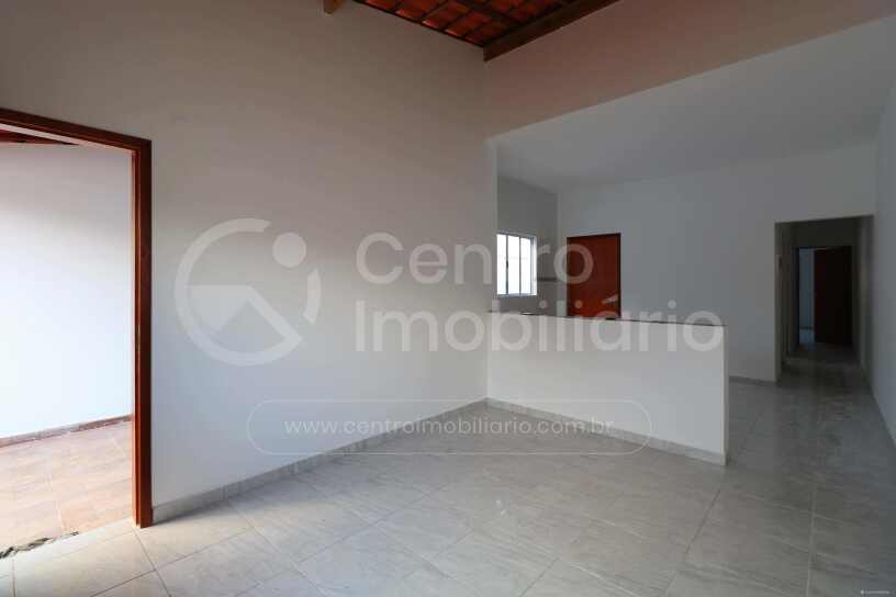 Foto 1 de Casa com 2 Quartos à venda, 78m² em Estancia dos Eucaliptos , Peruíbe