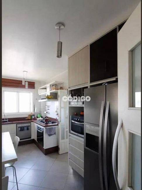 Foto 3 de Casa com 2 Quartos para alugar, 260m² em Jardim Rosa de Franca, Guarulhos