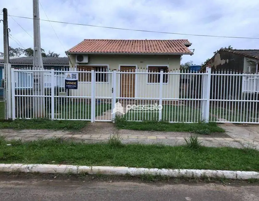 Foto 1 de Casa com 2 Quartos à venda, 62m² em Parque dos Anjos, Gravataí
