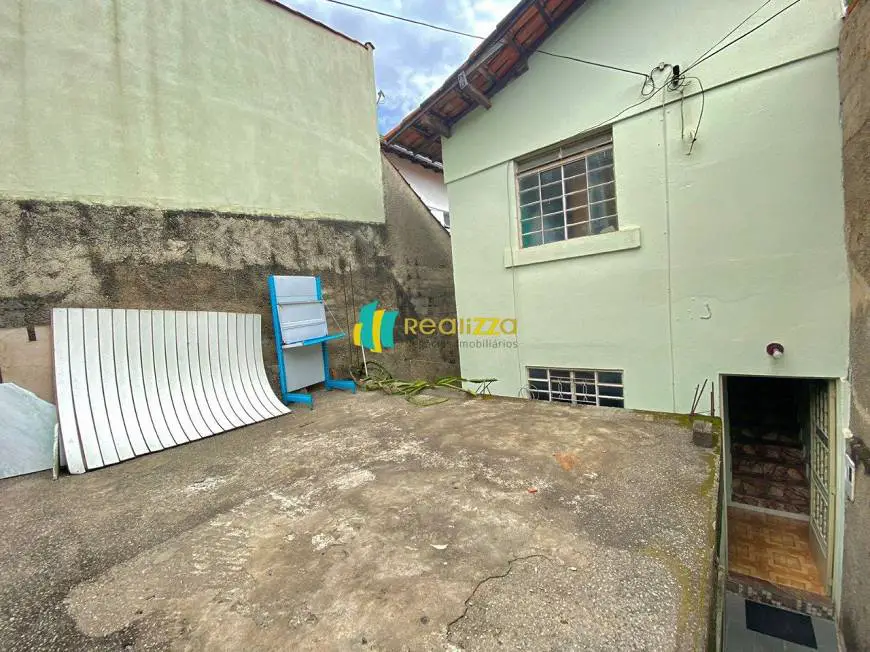 Foto 1 de Casa com 2 Quartos à venda, 80m² em São Gabriel, Belo Horizonte