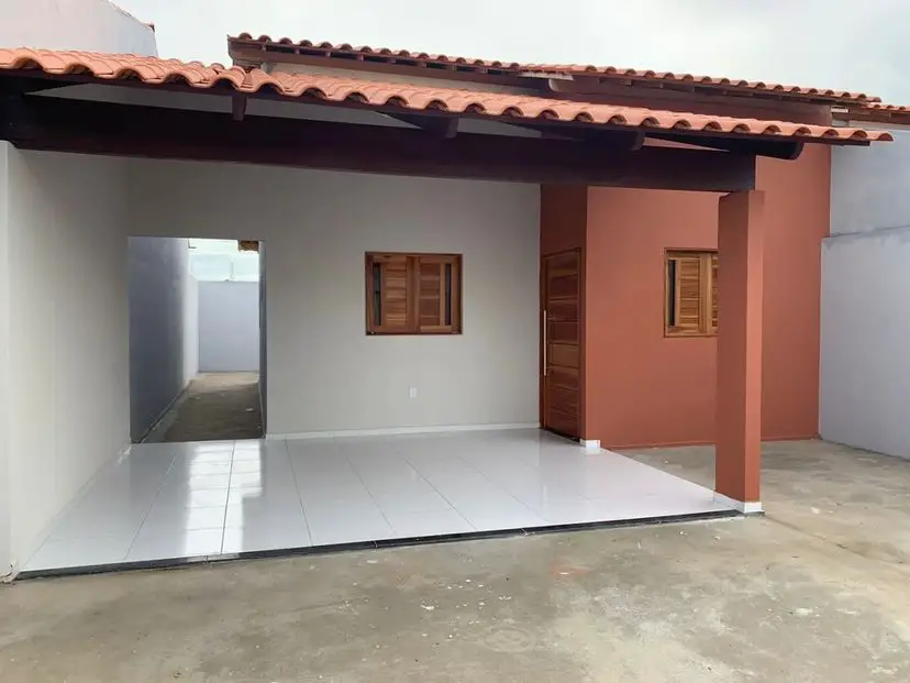 Foto 2 de Casa com 2 Quartos à venda, 106m² em Tomba, Feira de Santana