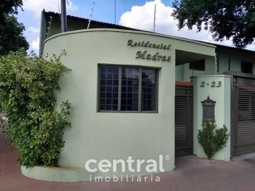 Foto 3 de Casa com 2 Quartos para alugar, 50m² em Vila Cardia, Bauru