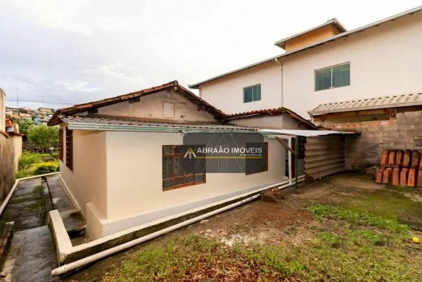 Foto 2 de Casa com 3 Quartos à venda, 110m² em Fonte Grande, Contagem