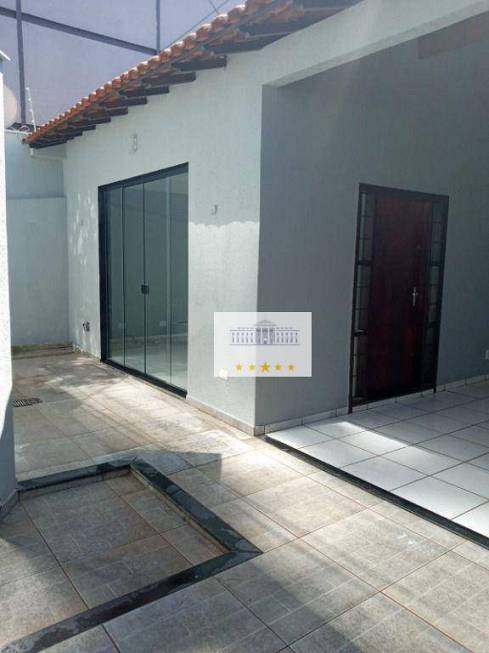 Foto 2 de Casa com 3 Quartos para alugar, 150m² em Jardim Nova Yorque, Araçatuba