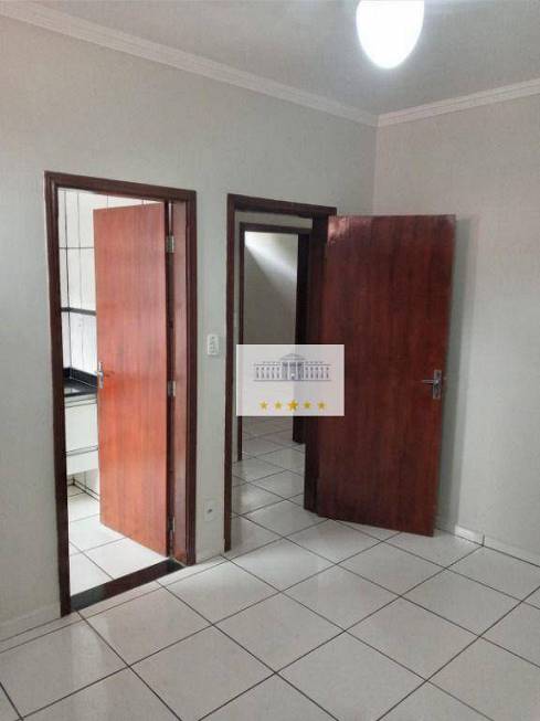 Foto 3 de Casa com 3 Quartos para alugar, 150m² em Jardim Nova Yorque, Araçatuba