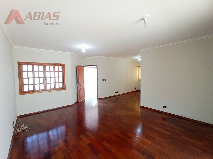 Foto 1 de Casa com 3 Quartos para alugar, 190m² em Jardim Ricetti, São Carlos