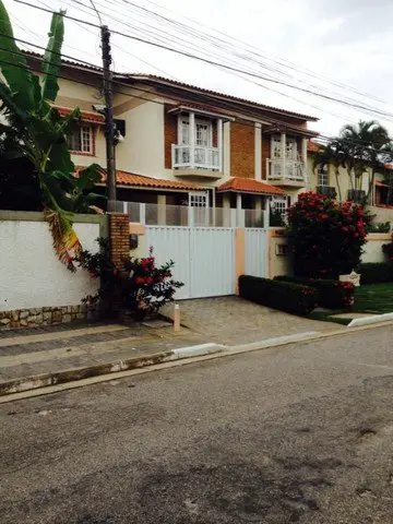 Foto 2 de Casa com 5 Quartos à venda, 594m² em Camboinhas, Niterói