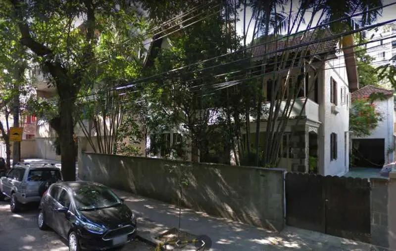 Foto 1 de Casa com 5 Quartos à venda, 400m² em Humaitá, Rio de Janeiro