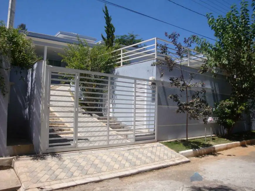 Foto 2 de Casa de Condomínio com 3 Quartos à venda, 99m² em Paraíso de Igaratá, Igaratá