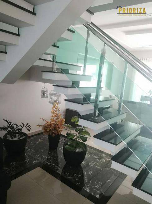 Foto 3 de Casa de Condomínio com 3 Quartos à venda, 245m² em Vila Haro, Sorocaba