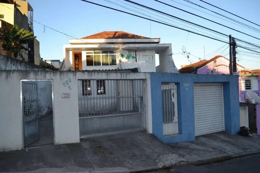 Foto 1 de Sobrado com 2 Quartos à venda, 200m² em Vila Nivi, São Paulo