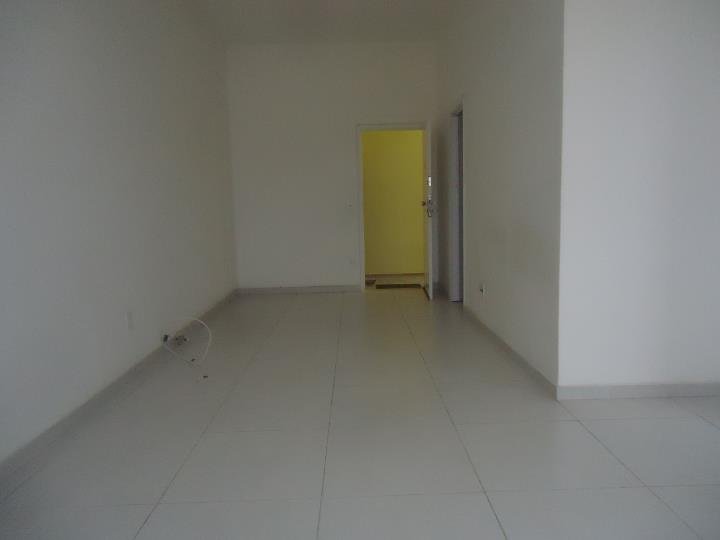 Foto 1 de Apartamento com 1 Quarto para alugar, 45m² em Catete, Rio de Janeiro