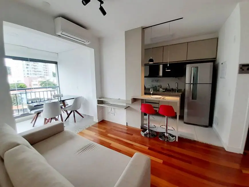 Foto 3 de Apartamento com 1 Quarto para alugar, 46m² em Vera Cruz, São Paulo
