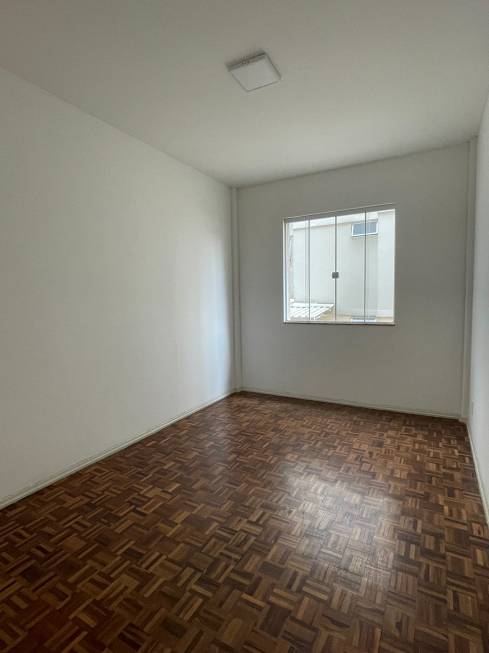 Foto 5 de Apartamento com 2 Quartos para alugar, 44m² em Centro, Juiz de Fora