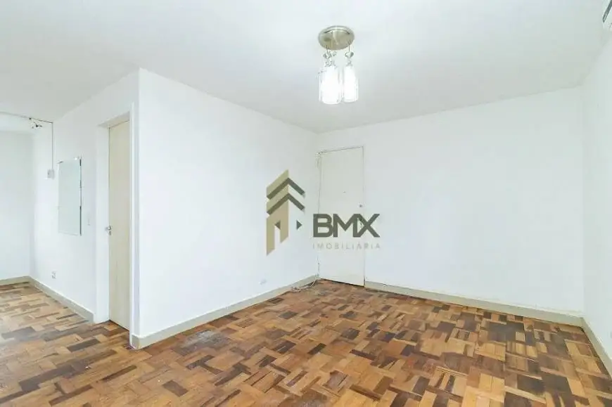 Foto 3 de Apartamento com 2 Quartos à venda, 63m² em Portão, Curitiba