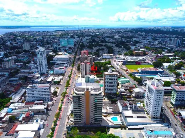 Foto 1 de Apartamento com 3 Quartos à venda, 231m² em Adrianópolis, Manaus