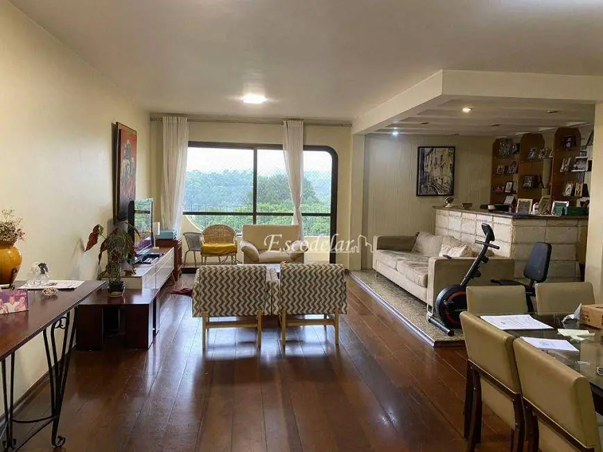 Foto 1 de Apartamento com 3 Quartos para alugar, 160m² em Horto Florestal, São Paulo