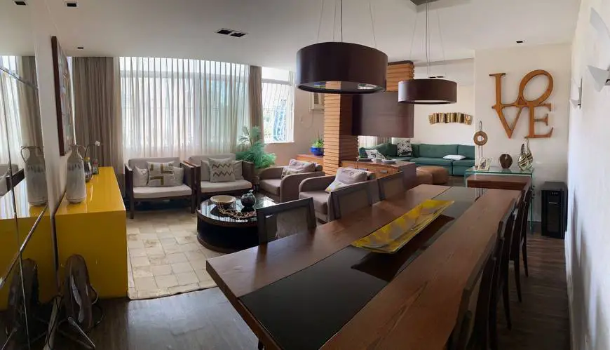 Foto 1 de Apartamento com 3 Quartos à venda, 180m² em Icaraí, Niterói