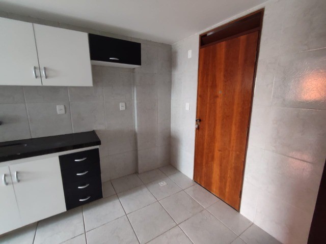 Foto 5 de Apartamento com 3 Quartos à venda, 100m² em Jardim Oceania, João Pessoa