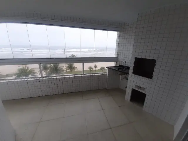 Foto 1 de Apartamento com 3 Quartos à venda, 113m² em Maracanã, Praia Grande