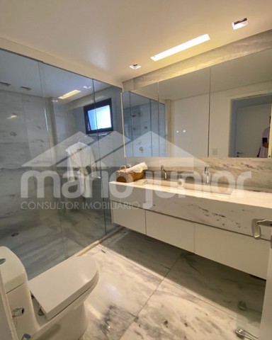 Foto 5 de Apartamento com 3 Quartos à venda, 200m² em Ponta Verde, Maceió