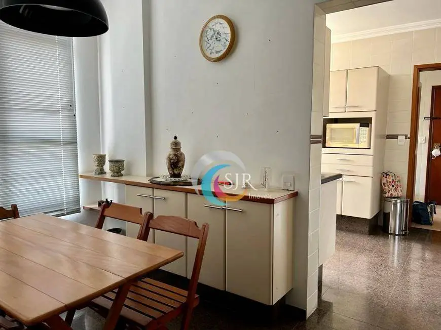 Foto 1 de Apartamento com 3 Quartos para alugar, 220m² em Vila Mariana, São Paulo