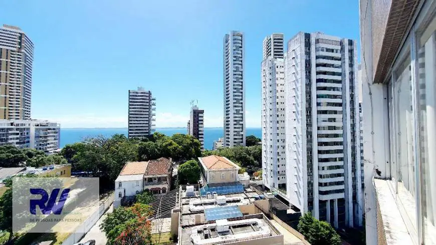 Foto 1 de Apartamento com 3 Quartos para venda ou aluguel, 110m² em Vitória, Salvador