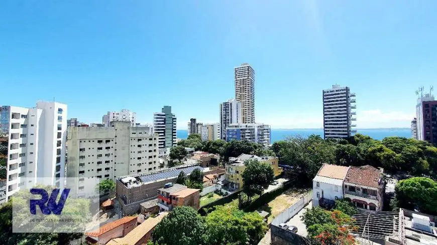 Foto 5 de Apartamento com 3 Quartos para venda ou aluguel, 110m² em Vitória, Salvador