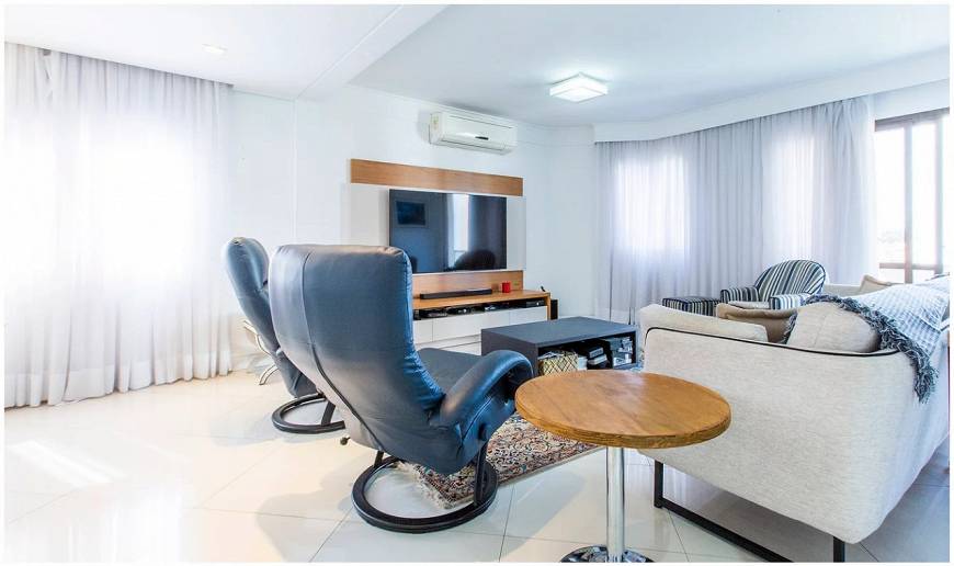 Foto 3 de Apartamento com 4 Quartos para alugar, 230m² em Chácara Klabin, São Paulo