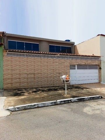 Foto 1 de Casa com 2 Quartos à venda, 350m² em Barcelona, Serra
