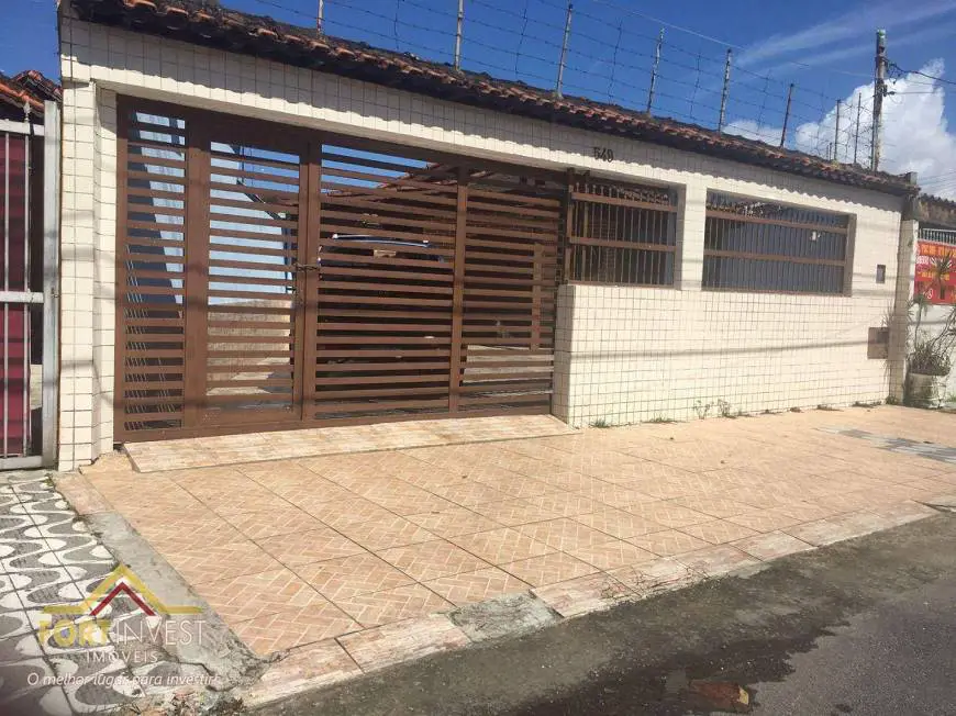 Foto 1 de Casa com 2 Quartos à venda, 420m² em Mirim, Praia Grande