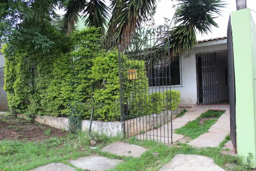 Foto 1 de Casa com 3 Quartos à venda, 100m² em Capão Raso, Curitiba