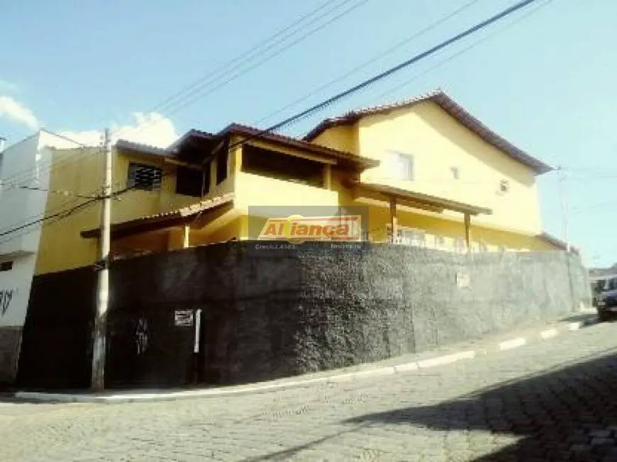 Foto 1 de Casa com 3 Quartos à venda, 167m² em Jardim Pinhal, Guarulhos