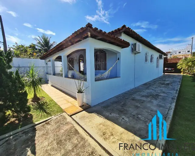 Foto 1 de Casa com 4 Quartos à venda, 360m² em Enseada Azul, Guarapari