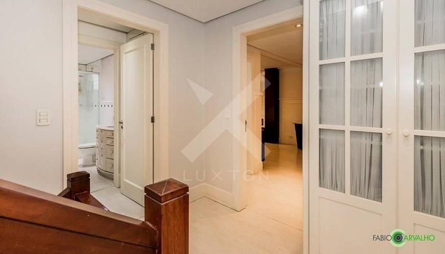 Foto 5 de Casa de Condomínio com 3 Quartos para alugar, 520m² em Três Figueiras, Porto Alegre