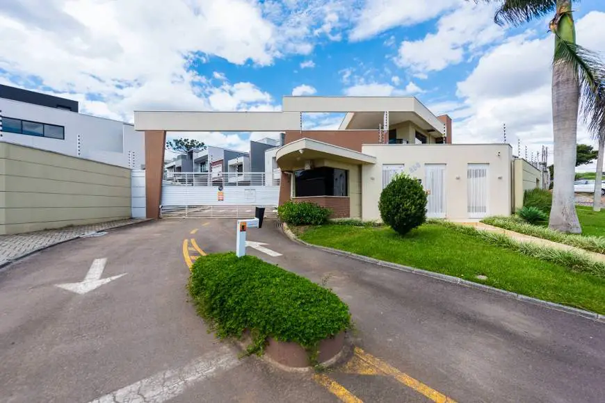 Foto 1 de Casa de Condomínio com 4 Quartos à venda, 223m² em Boa Vista, Curitiba