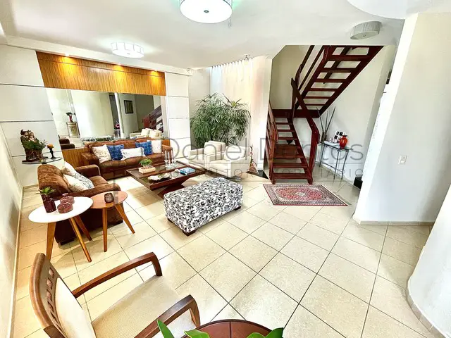 Foto 2 de Casa de Condomínio com 4 Quartos à venda, 298m² em Candelária, Natal