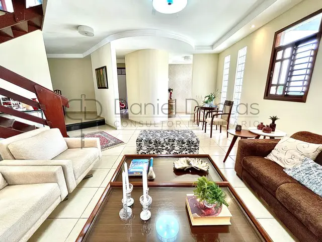 Foto 4 de Casa de Condomínio com 4 Quartos à venda, 298m² em Candelária, Natal