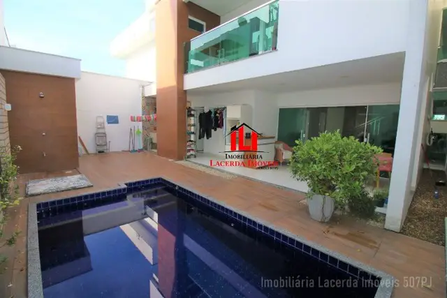 Foto 1 de Casa de Condomínio com 4 Quartos à venda, 270m² em Dom Pedro I, Manaus