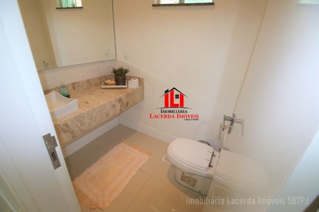 Foto 3 de Casa de Condomínio com 4 Quartos à venda, 270m² em Dom Pedro I, Manaus