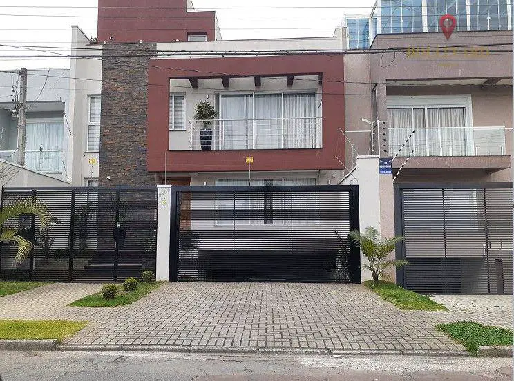 Foto 1 de Sobrado com 3 Quartos à venda, 280m² em Boqueirão, Curitiba
