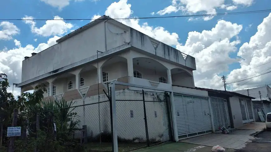 Foto 3 de Sobrado com 4 Quartos à venda, 250m² em Ceilandia Sul, Brasília