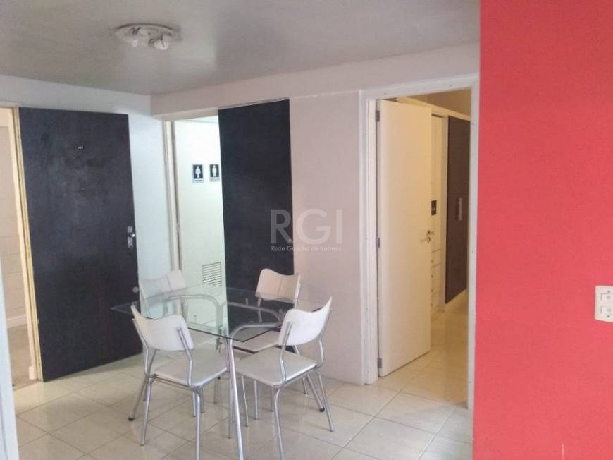 Foto 1 de Apartamento com 2 Quartos à venda, 58m² em Bom Fim, Porto Alegre