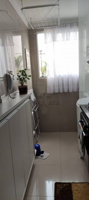 Foto 5 de Apartamento com 2 Quartos à venda, 49m² em Parque Industrial, São José dos Campos