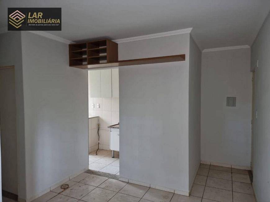 Foto 1 de Apartamento com 2 Quartos à venda, 45m² em Recanto Azul, Botucatu