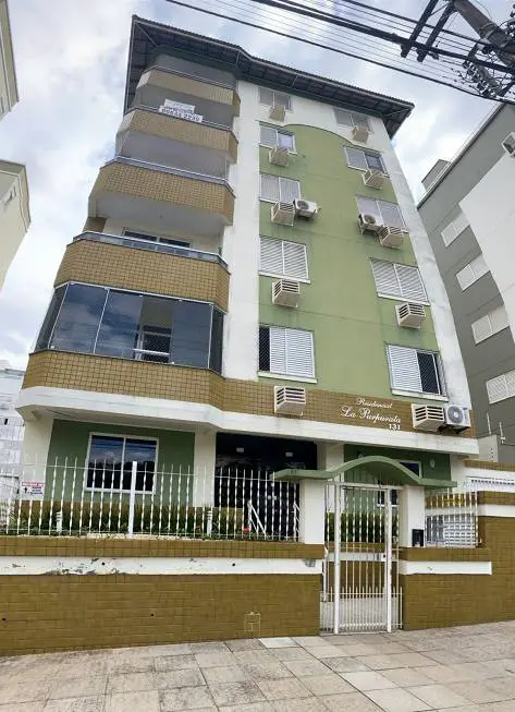 Foto 1 de Apartamento com 3 Quartos à venda, 90m² em Abraão, Florianópolis