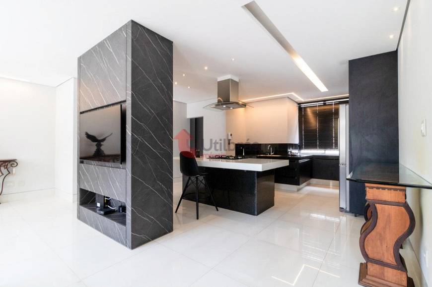 Foto 3 de Apartamento com 3 Quartos à venda, 163m² em Lourdes, Belo Horizonte