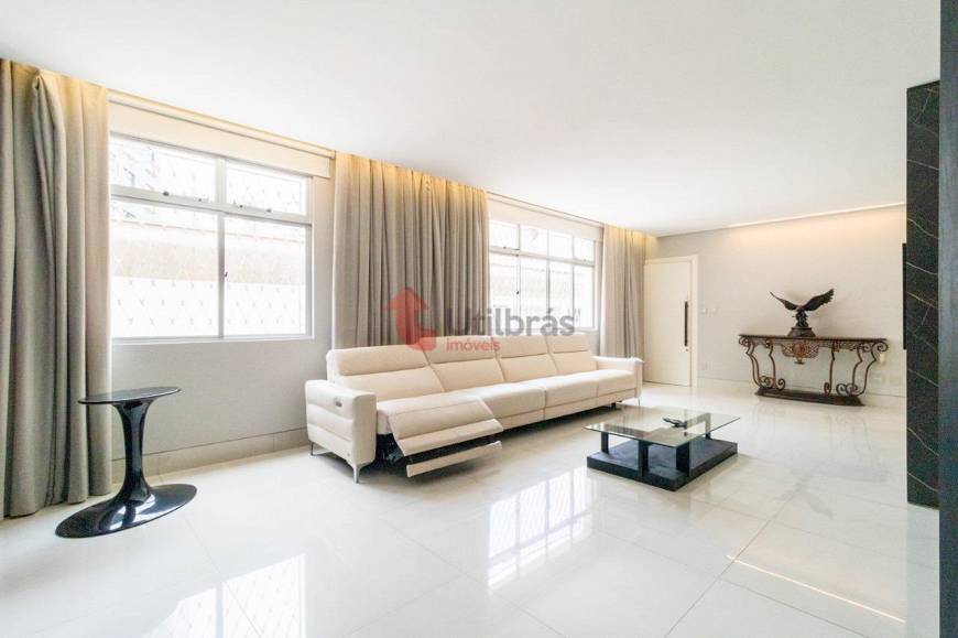Foto 4 de Apartamento com 3 Quartos à venda, 163m² em Lourdes, Belo Horizonte