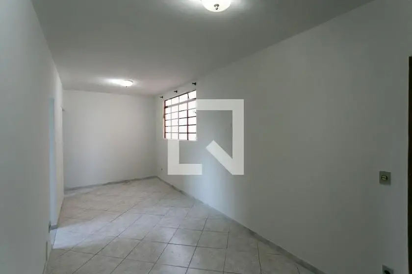 Foto 2 de Apartamento com 3 Quartos para alugar, 60m² em Santa Efigênia, Belo Horizonte